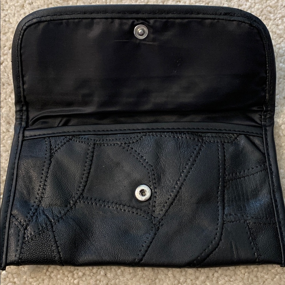 Black Patchwork Leather Clutch With Matching Coin… - image 3
